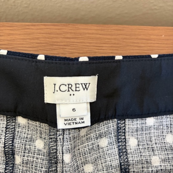 J.Crew Navy Polka Dot Shorts Size 6 | Classic Preppy Bermuda Style - Picture 4 of 6